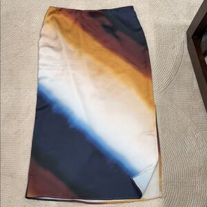 Express Gradient Pencil Skirt in Navy, Gold, Cream